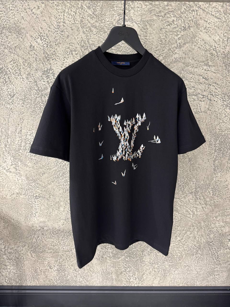LV Regatta Motif Black T-shirt