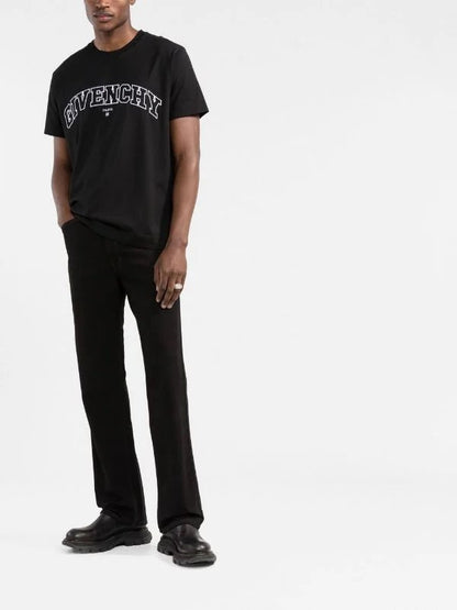 GVCH black college embroidery t-shirt - Styledistrict