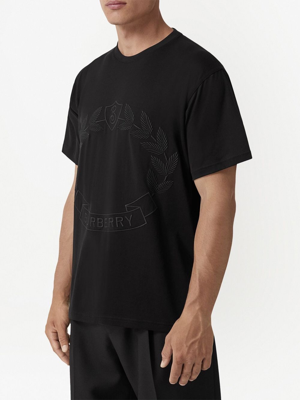 Oak Leaf Crest Black Cotton T-shirt