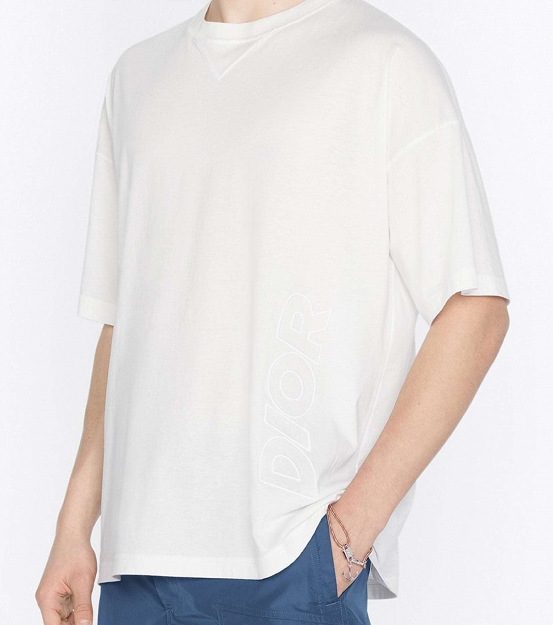 DR AND PARLEY WHITE OVERSIZED T-SHIRT - Styledistrict