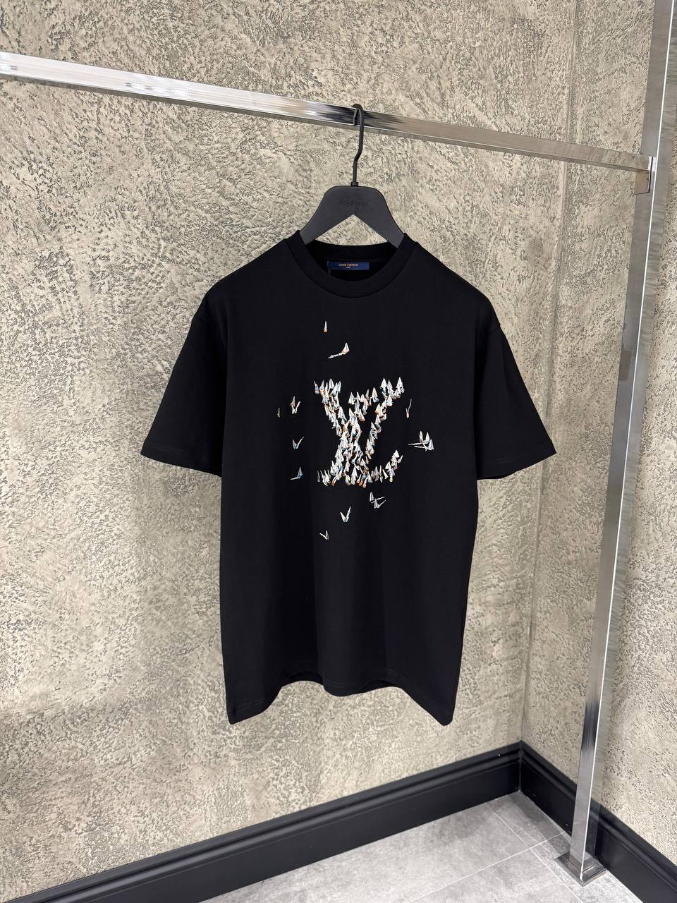 LV Regatta Motif Black T-shirt – VOOXBG
